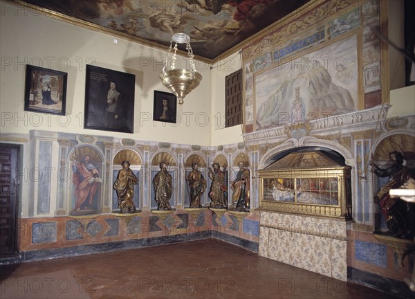 Monastery of the Descalzas Reales (Royal Discalced Nuns), Chapel of the Dormición, in the middle ?