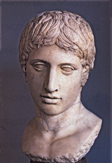 Bust, a copy of an original by Polykleitos.