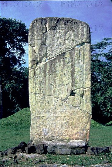 Detail of a stela in which king Txan Muan is represented with a ceremonial spear and a shield.