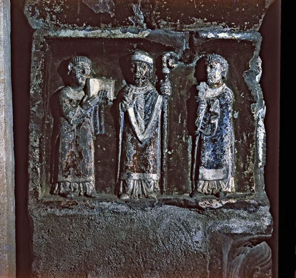 Sarcophagus of Saint Ramon Bishop in the central crypt of the cathedral of San Vicente in Roda de?