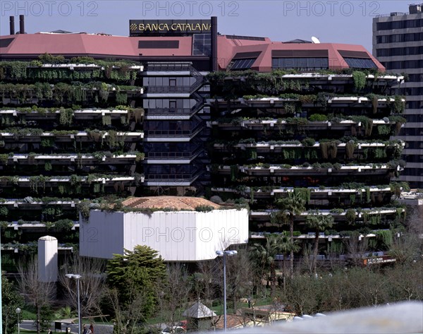 Façade of the building that was the headquarters of the former Banca Catalana (1965-1968) on the ?