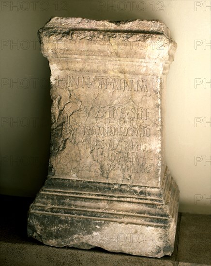 Visigoth tansy altar (660 AD), from the Church of Saint Félix.