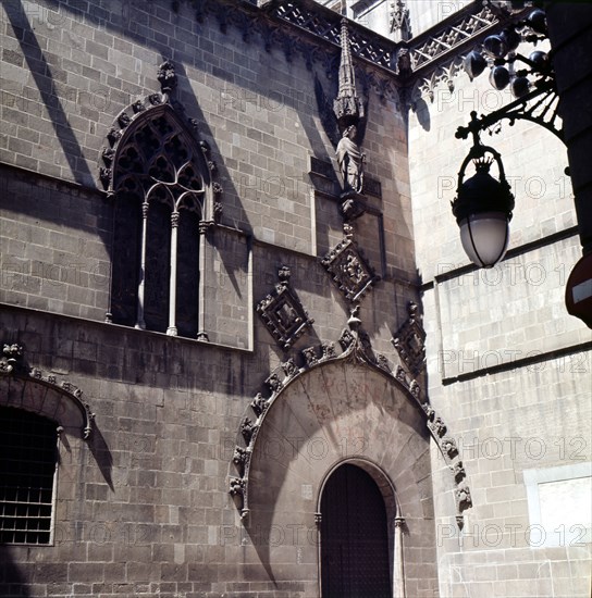 Detail of the primitive façade of the City Hall of de Barcelona, finished in 1402 under the direc?