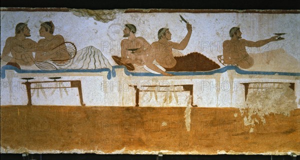 Banquet in which a deceased participates. Detail of a painting in the Jumper Tomb at Paestum.
