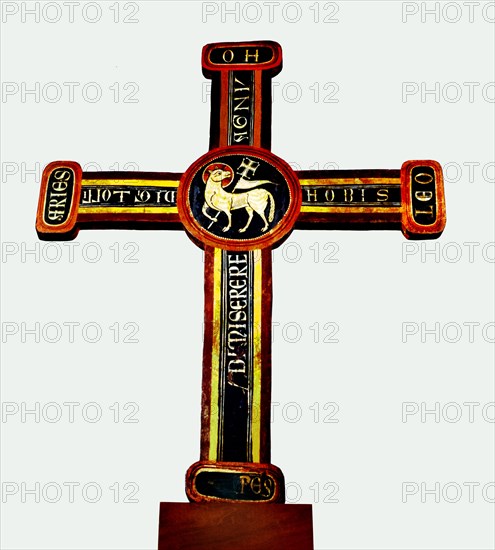 Cross painted with 'Agnus Dei', from Bagergue, Vall D'Aran.