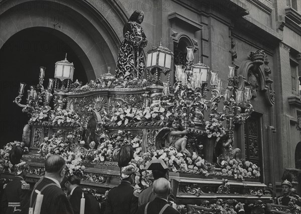 Easter Procession in Madrid, 'paso' of Father Jesus of Medinaceli, 1950.