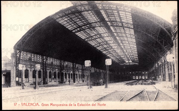 Valencia North Station, large shelter, postcard, 1915s.