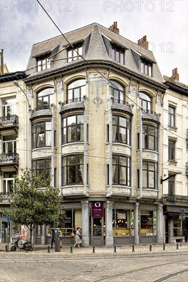 6 Parvis de la Trinite, Ixelles, Brussels, Belgium, (1909), c2014-2017. Artist: Alan John Ainsworth.