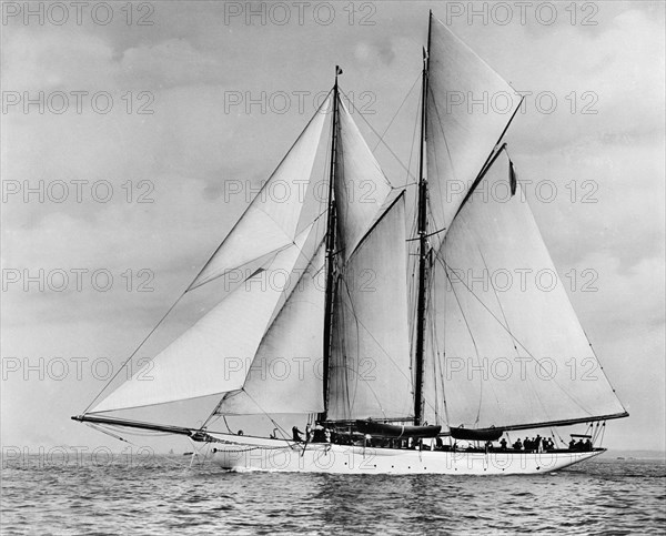 The schooner 'Pampa'. Creator: Kirk & Sons of Cowes.