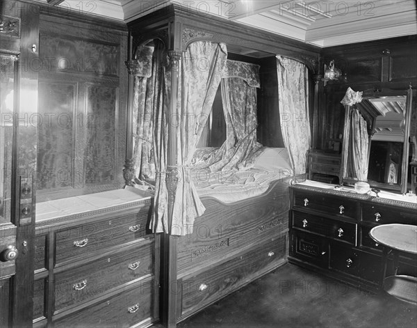 Interior of cabin on steam yacht 'Venetia', 1920. Creator: Kirk & Sons of Cowes.