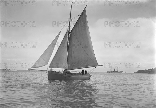 The cutter 'Sophie' sailing upwind. Creator: Kirk & Sons of Cowes.