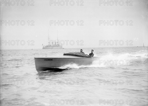 The hydroplane 'Columbine' under way. Creator: Kirk & Sons of Cowes.