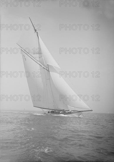 The 19-metre 'Octavia' sailing close-hauled, 1911. Creator: Kirk & Sons of Cowes.