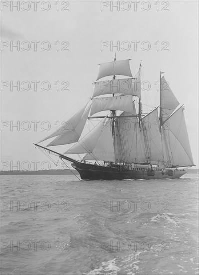 The auxiliary sailing ship 'Sunbeam', 1911. Creator: Kirk & Sons of Cowes.