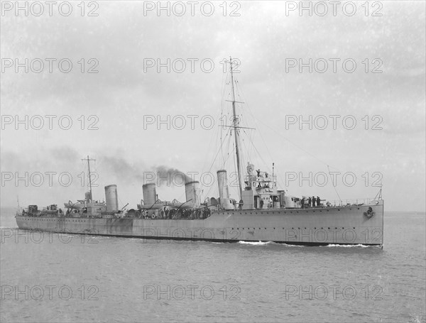 'HMS Broke', 1914. Creator: Kirk & Sons of Cowes.