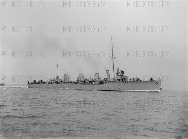 'HMS Broke', 1914. Creator: Kirk & Sons of Cowes.