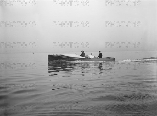 Admiralty motor launch under way, 1914. Creator: Kirk & Sons of Cowes.