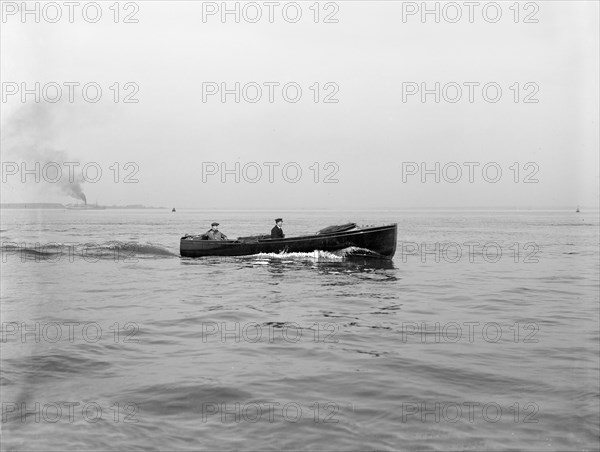 Yacht's motor launch, 1914. Creator: Kirk & Sons of Cowes.