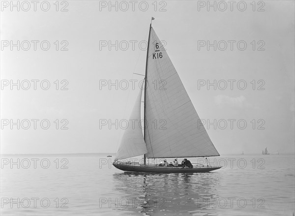 The 6 Metre sailing yacht 'Jean', 1922. Creator: Kirk & Sons of Cowes.