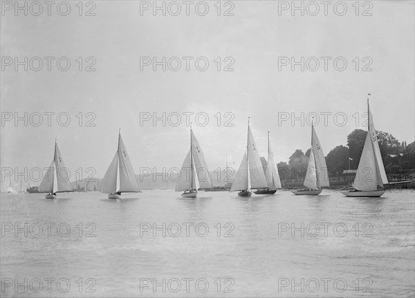 Group of V's: 'Daisy' (6), 'Mary' (3), 'Judy' (4), 'Rosemary' (13), 'Fay' (24) racing, 1931. Creator: Kirk & Sons of Cowes.