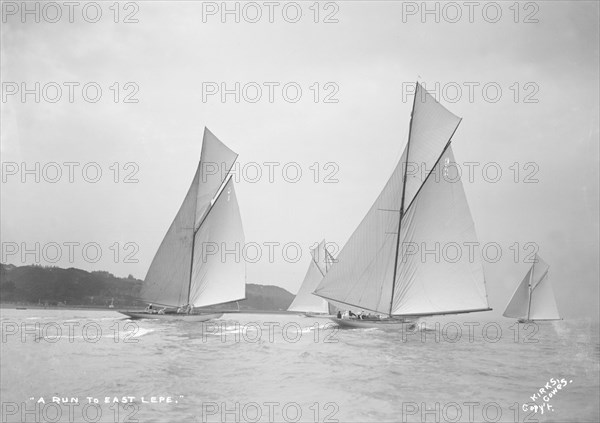 A Run to East Lepe: 'Ostara', 'Mariska', 'Corona' & 'Octavia', 1911. Creator: Kirk & Sons of Cowes.