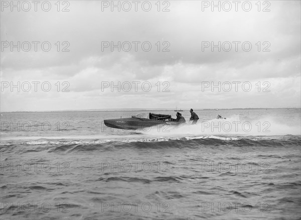 The French 400 hp hydroplane 'Despujols I', 1913. Creator: Kirk & Sons of Cowes.