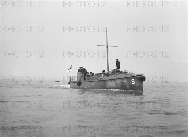 Motor yacht 'Mynonie II', 1914. Creator: Kirk & Sons of Cowes.