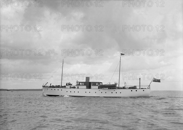 The 85 ton motor yacht 'Aldic' under way, 1936. Creator: Kirk & Sons of Cowes.
