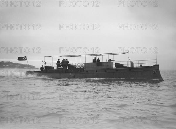 Egyptian motor launch under way, 1911. Creator: Kirk & Sons of Cowes.