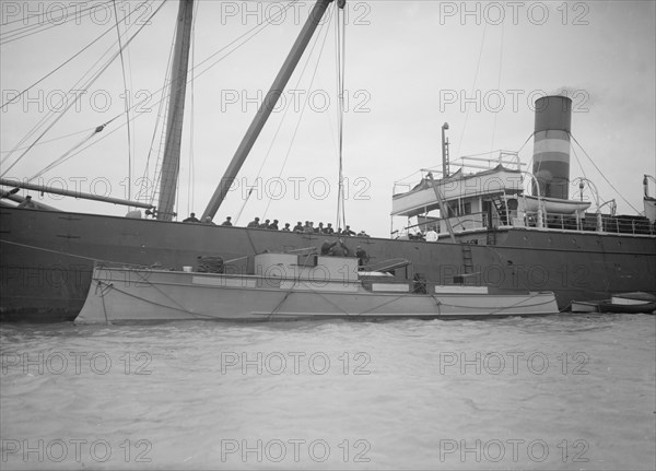 'Sabin' being shipped, 1912. Creator: Kirk & Sons of Cowes.