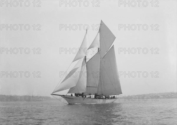 The 140 ft schooner 'Heartsease' under sail. Creator: Kirk & Sons of Cowes.