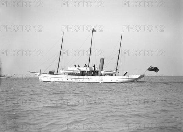 The steam yacht 'Sea Snake' 1911. Creator: Kirk & Sons of Cowes.