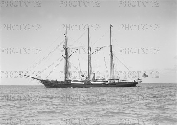 The auxiliary sailing ship 'Sunbeam', 1911. Creator: Kirk & Sons of Cowes.