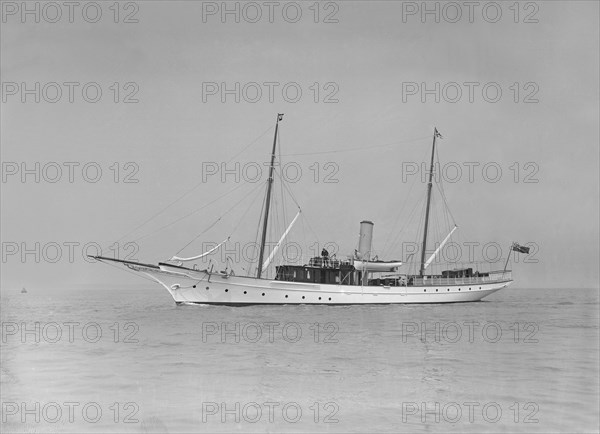 The steam yacht 'Branwyn' under way, 1911. Creator: Kirk & Sons of Cowes.