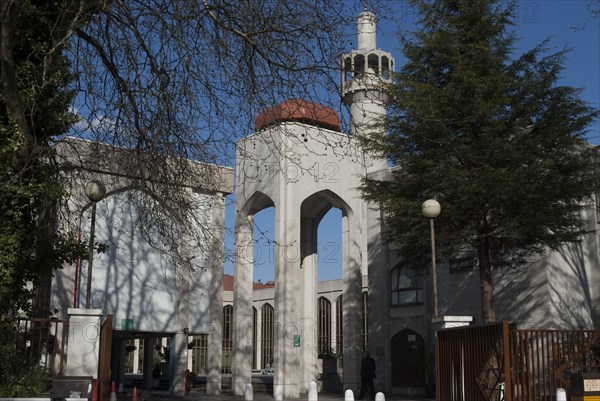 Regent's Park Mosque, 2009. Creator: Ethel Davies.