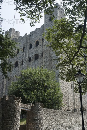 UK, Rochester, Rochester Castle, 2009. Creator: Ethel Davies.