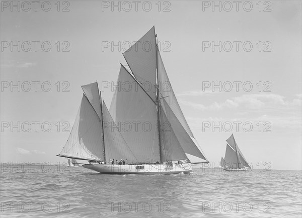 The ketch 'Corisande' under sail, 1911. Creator: Kirk & Sons of Cowes.