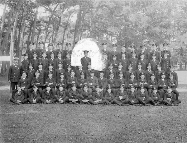 Royal Naval College group portrait, Isle of Wight, 1914. Creator: Kirk & Sons of Cowes.