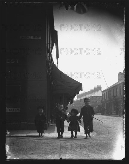 Emerald Street, Cardiff, 1890s or 1900s. Creator: William Booth.