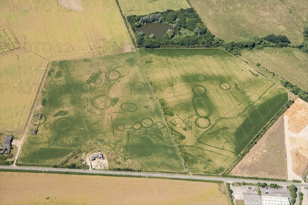 Prehistoric ceremonial landscape near Eynsham, Oxfordshire, 2018