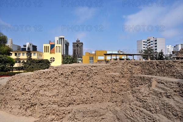 Huaca Huallamarca San Isidro, Lima, Peru, 2015.