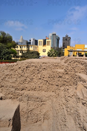 Huaca Huallamarca San Isidro, Lima, Peru, 2015.