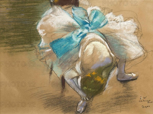 Danseuse rattachant son chausson, 1887.