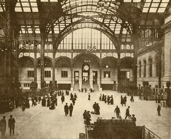 Central Hall, Pennsylvania Station, New York (Pennsylvania Railroad Company)', 1930.