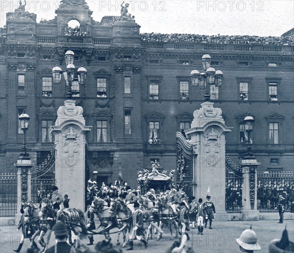 Coronation of King George V and Queen Mary, London, 1911.