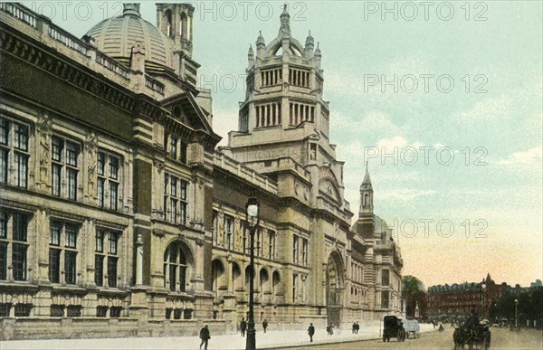 The Victoria and Albert Museum', c1900s.