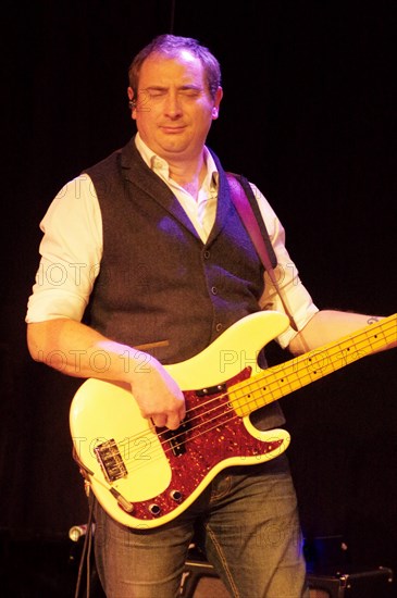 Mat Beable, Crawley Blues Club, Hawth, Crawley, West Sussex, 7 April 2019.