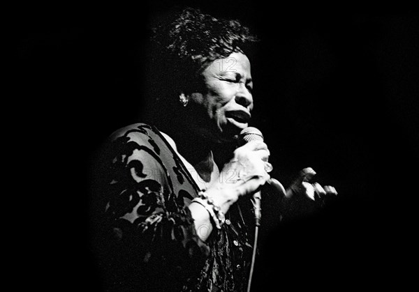 Betty Carter, Ronnie Scott's Jazz Club, Soho, London, March 1994.