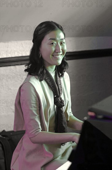 Jinjoo Yoo, Splash Point Jazz Club, Plough Inn, Rottingdean, East Sussex, UK, 17 May 2019.