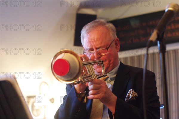 Chris Hodgkins, Splash Point Jazz Club, Plough Inn, Rottingdean, East Sussex, 17 May 2019.